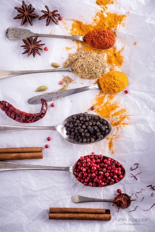 7 loại thực phẩm bạn nên hạn chế ăn vào mùa hè