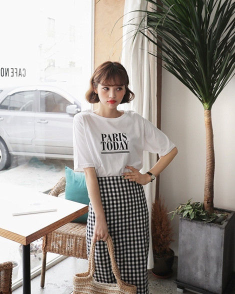8 mẫu áo thun cứ lên đồ là đẹp xinh chất lừ