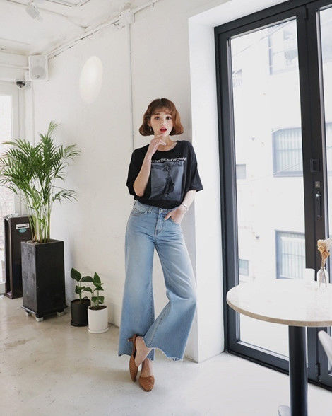8 mẫu áo thun cứ lên đồ là đẹp xinh chất lừ