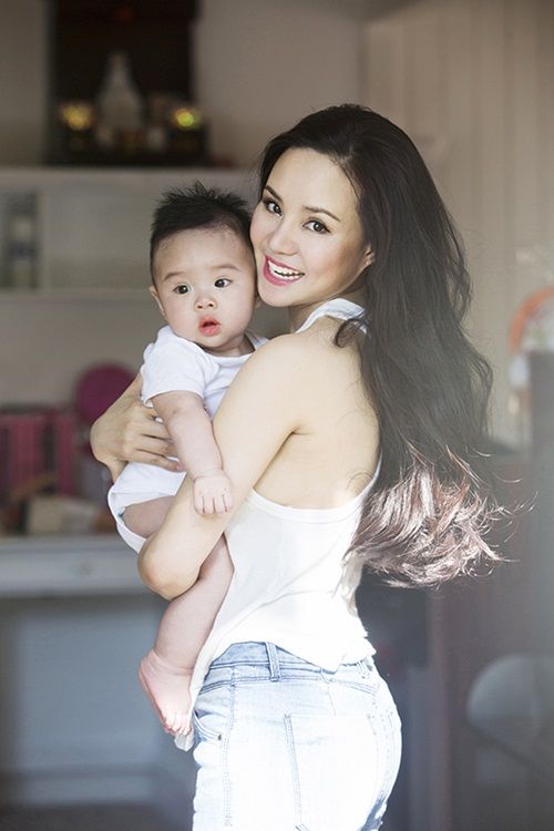 Ai bảo sinh con xong sẽ bị sồ sề, cứ nhìn dàn mỹ nhân Vbiz này thì rõ