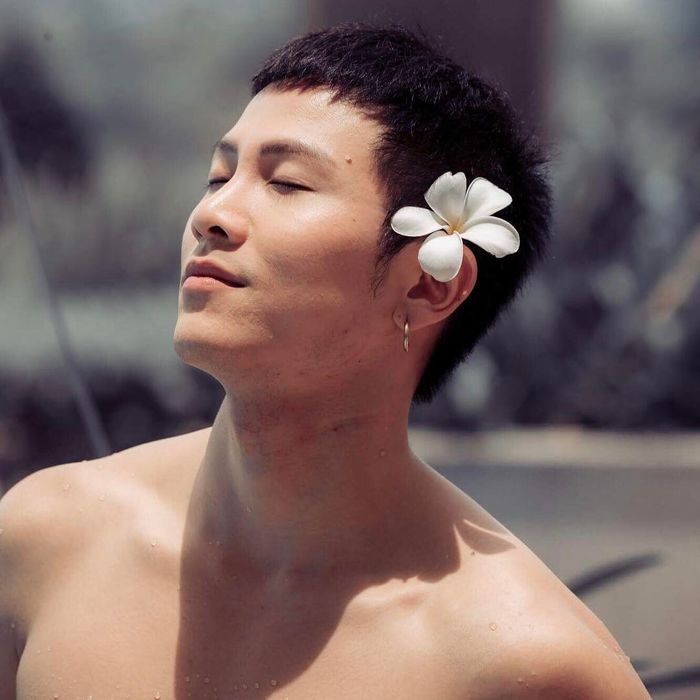 Ảnh hot sao Việt tuần qua: Đào Bá Lộc khoe vòng 3 táo bạo