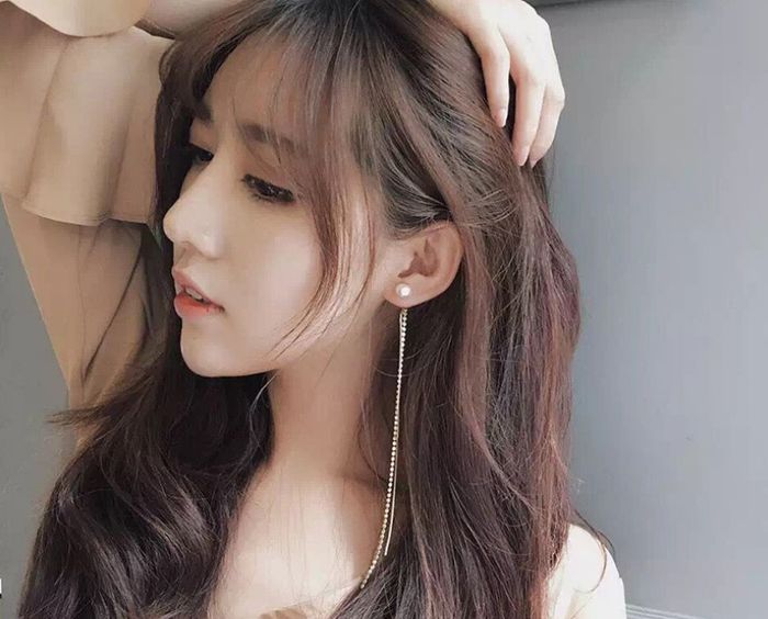 Bestei - Tuyet chieu chon phu kien cho co nang co guong mạt "hơi to to"