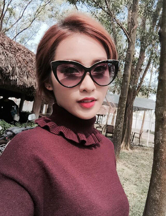 Bestei - Tuyet chieu chon phu kien cho co nang co guong mạt "hơi to to"