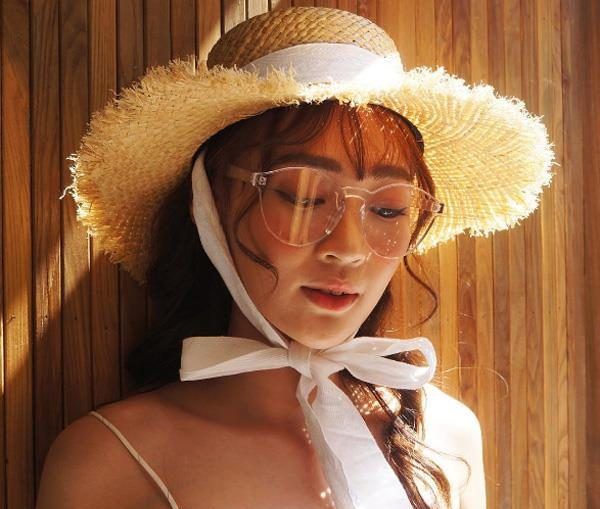 Bestie - Dien trang phuc he chua the goi la dep khi thieu mon phu kien mu coi