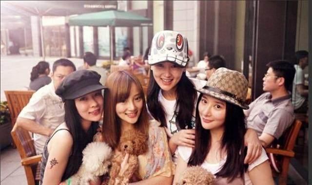 Cái kết nào cho tình “chị em” giữa các sao Hoa ngữ