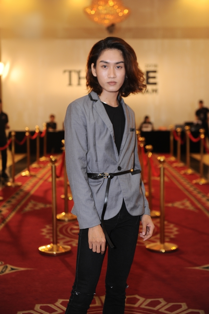 Hàng loạt thí sinh diện trang phục quá lố khi casting The Face 2018