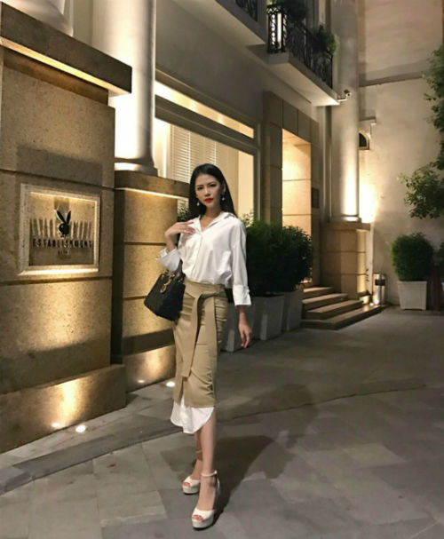 BESTIE con nha giau viet