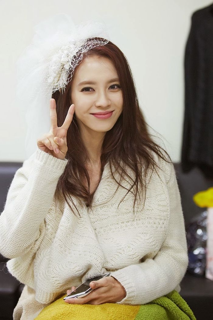 Dat len ban can nhung my nhan dep nhat chau a