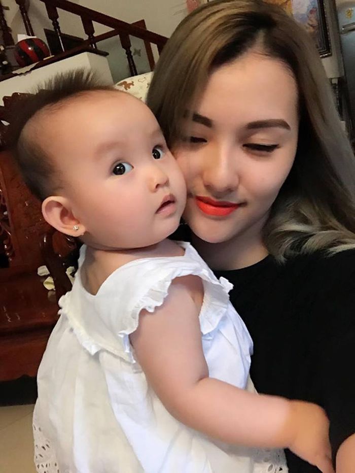Diem mat nhung nhoc ti sieu dang yeu cua cac gia dinh hot boy hot girl Viet