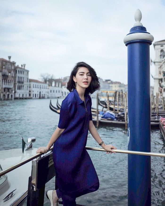 Gu thời trang của Mai Davika trong MV “Chạy ngay đi”