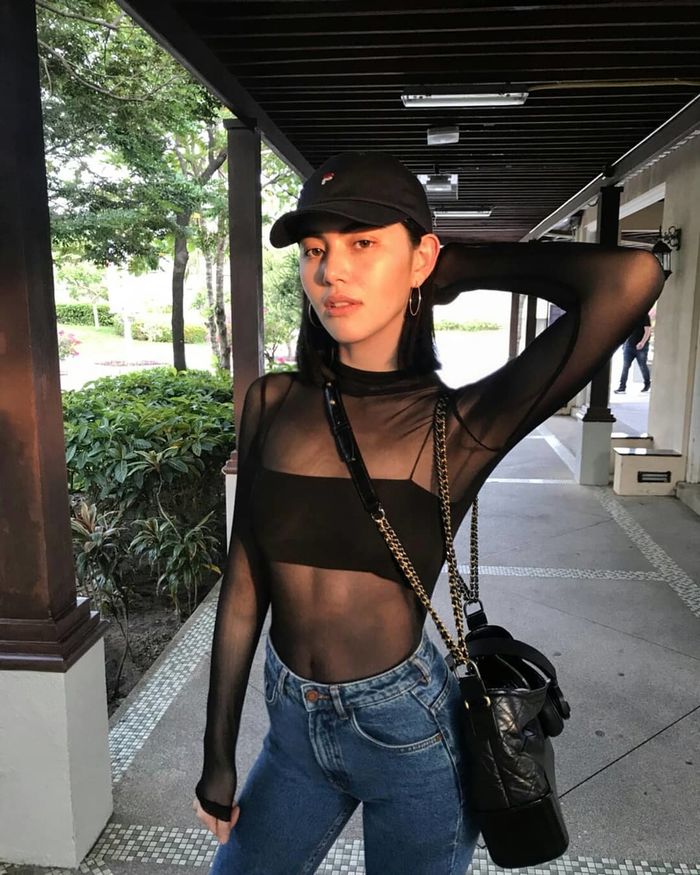 Gu thời trang của Mai Davika trong MV “Chạy ngay đi”