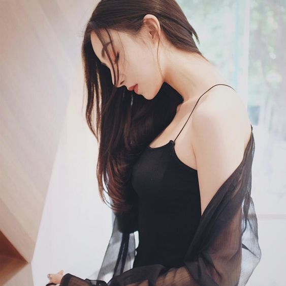 bestie đoán tính cách qua chiếc đầm yêu thích