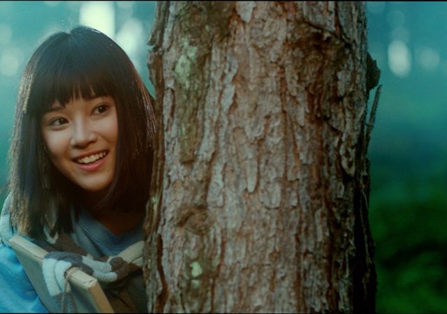 xinh đep, hat hay, giau co và doi tu sach nong scandal, hoang yen chibi gan nhu co tat ca trong tay du chi moi 23 tuoi.