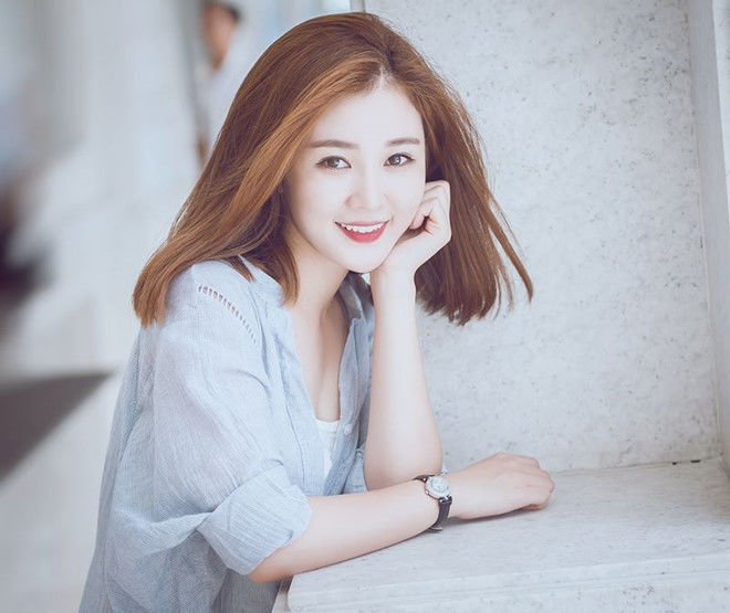 bestie hot girl nổi lên từ nhóm hài trên YouTube