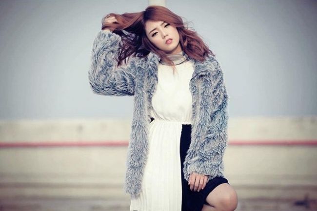 bestie hot girl nổi lên từ nhóm hài trên YouTube
