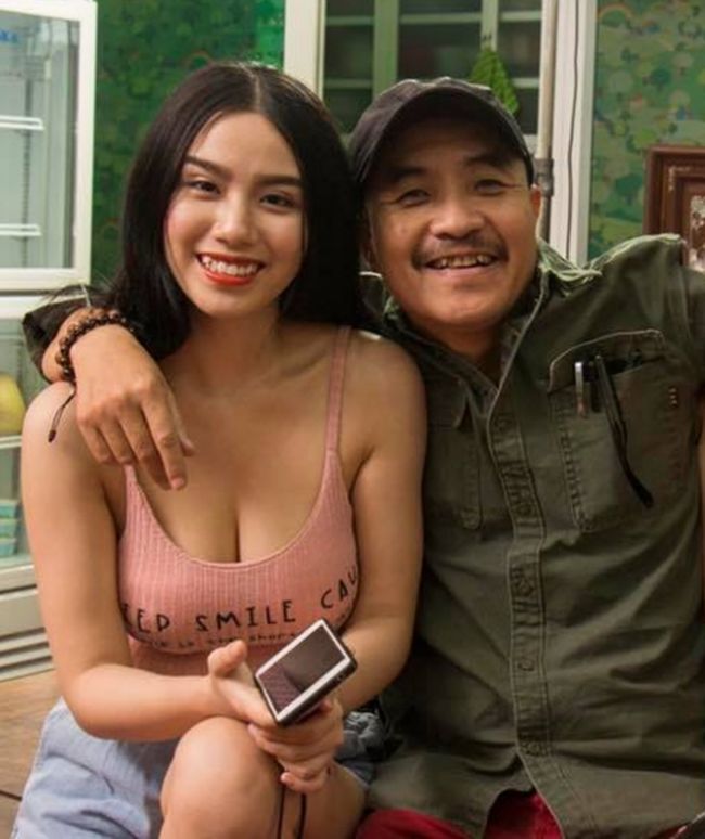 bestie hot girl nổi lên từ nhóm hài trên YouTube