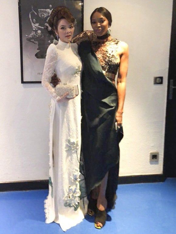 Lý Nhã Kỳ kiêu sa trong tà áo dài gây ấn tượng trên thảm đỏ Cannes