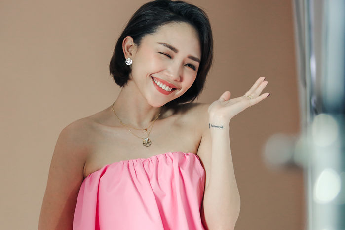 Mỹ nhân Việt lên tiếng bày tỏ quan điểm trước vấn nạn gạ tình