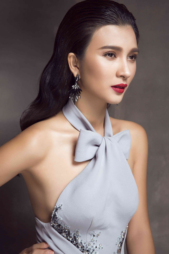 Mỹ nhân Việt lên tiếng bày tỏ quan điểm trước vấn nạn gạ tình