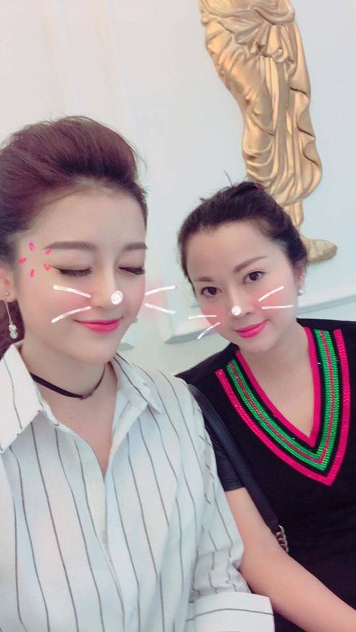 Bestie - Nhung ba me Viet luon la hau phuong vung chac cho con giua tam bao scandal