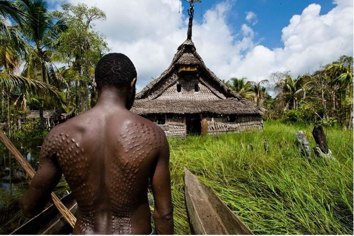 bestie những bộ lạc có tập tục cực kì kinh dị và ớn lạnh ở Papua New Guinea