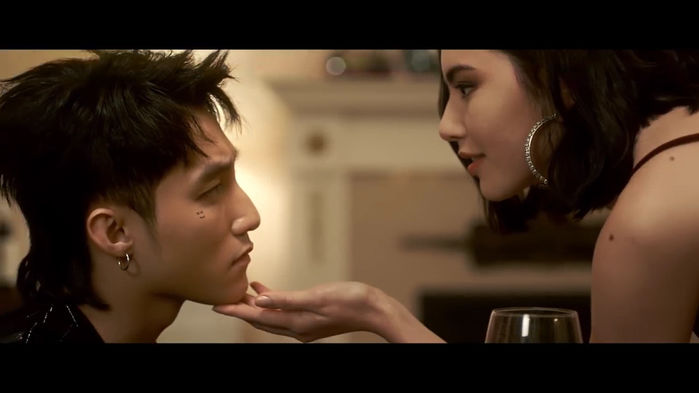 Những ca sĩ Việt nổi danh nhờ một bản ''hit''
