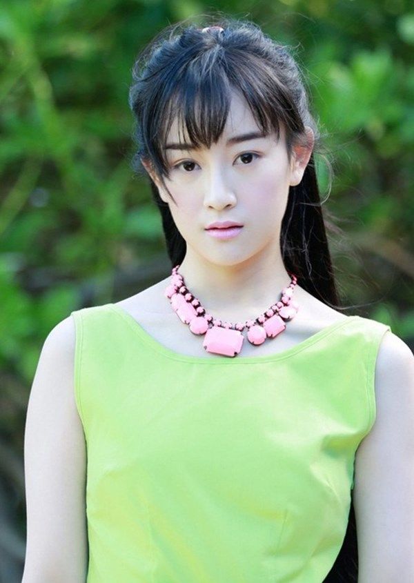 Không thể tin những cặp sao nữ Châu Á này bằng tuổi nhau vì nhan sắc quá khác biệt