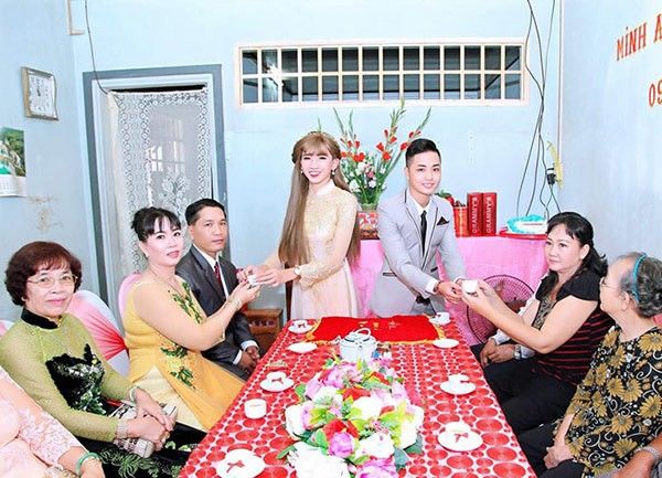 bestie nhung dam cuoi dong tinh gay sot cong dong mang