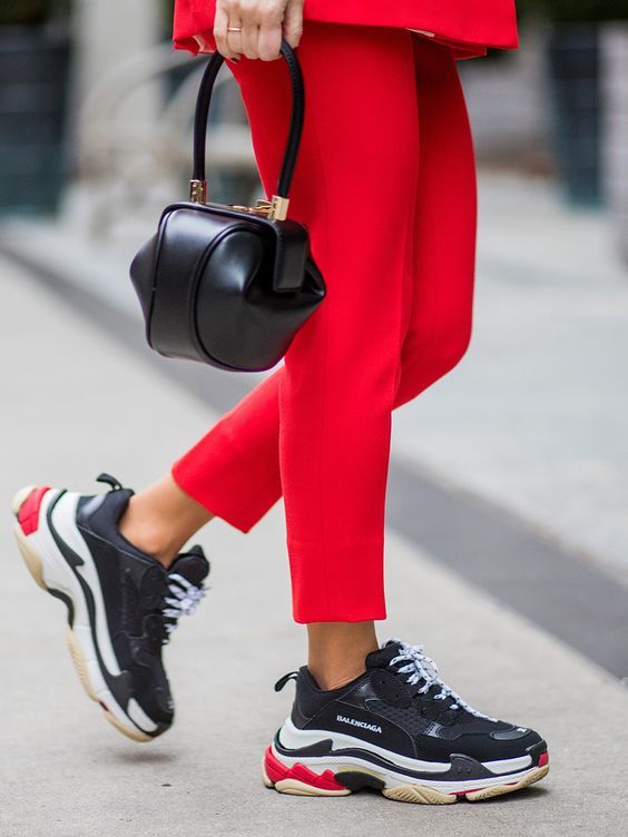 Những đôi chunky sneakers được giới trẻ yêu thích nhất