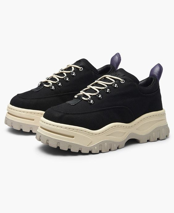 Những đôi chunky sneakers được giới trẻ yêu thích nhất