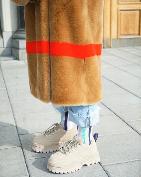 Những đôi chunky sneakers được giới trẻ yêu thích nhất