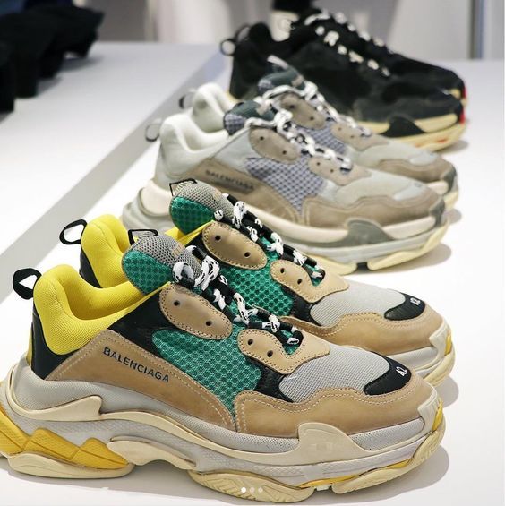 Những đôi chunky sneakers được giới trẻ yêu thích nhất
