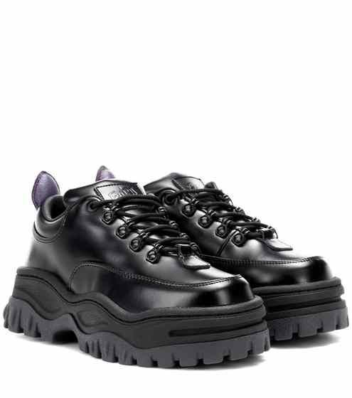 Những đôi chunky sneakers được giới trẻ yêu thích nhất