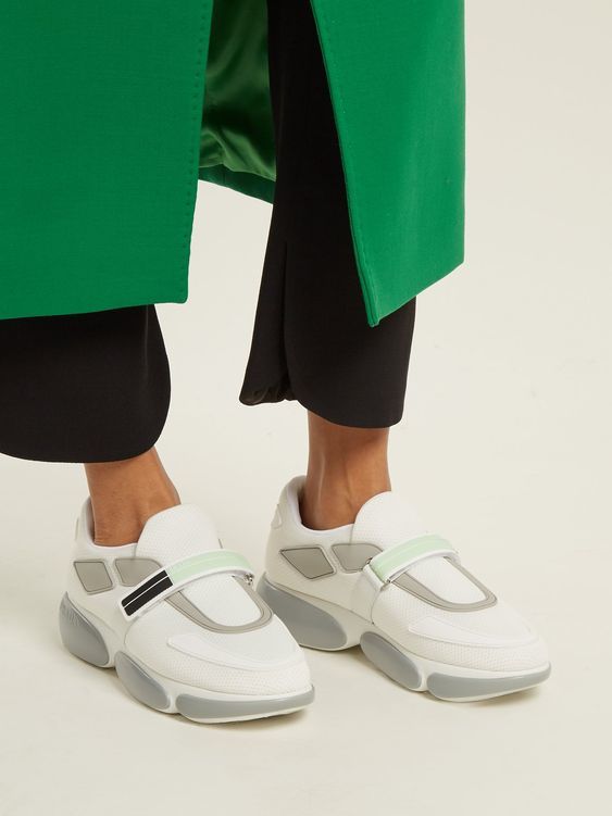 Những đôi chunky sneakers được giới trẻ yêu thích nhất