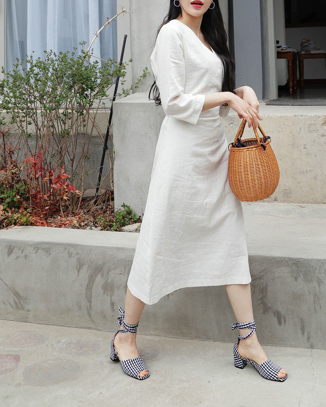 Bestie - Nhung kieu sandals vua hop mot laại vua thoang chan giup ban thoai mai dien he
