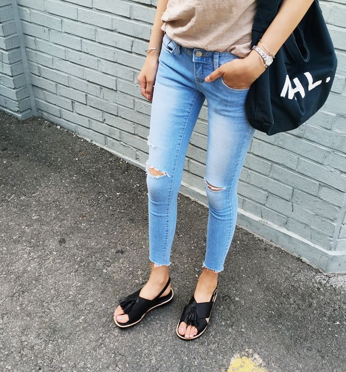 Bestie - Nhung kieu sandals vua hop mot laại vua thoang chan giup ban thoai mai dien he