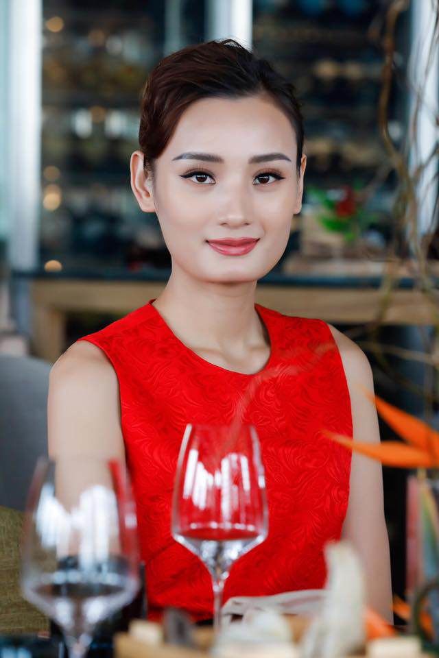 Những mĩ nhân Việt chứng minh rằng phụ nữ phải có da có thịt mới đẹp