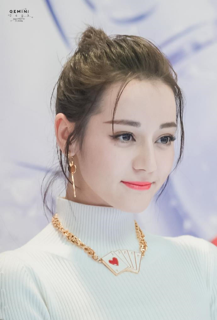 Bestie - Nhung my nhan hoa ngu co nhan sac khien sao the gioi thuong nho ngay dem