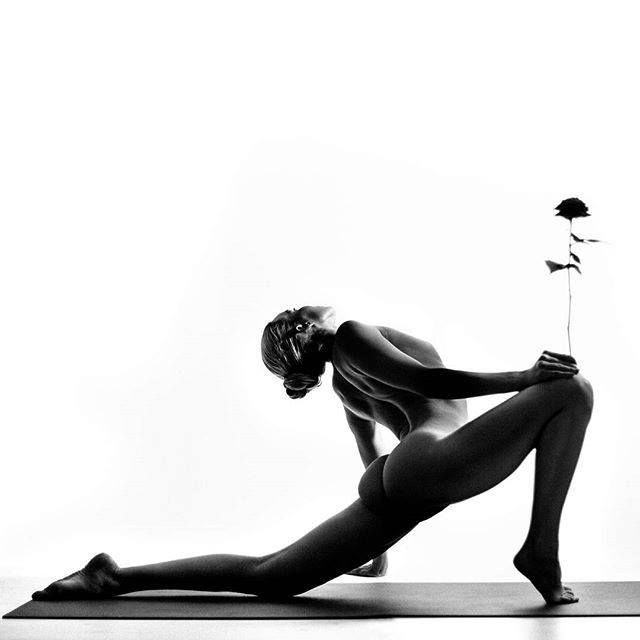 bestie Những tư thế yoga tuyệt đẹp khiến bạn muốn đi tập ngay
