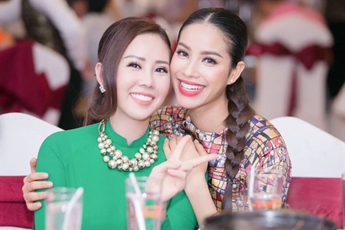Nhữnững cặp sao từ chị em thân thiết thành kẻ thù