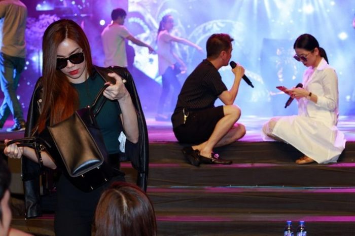 Nhữnững cặp sao từ chị em thân thiết thành kẻ thù