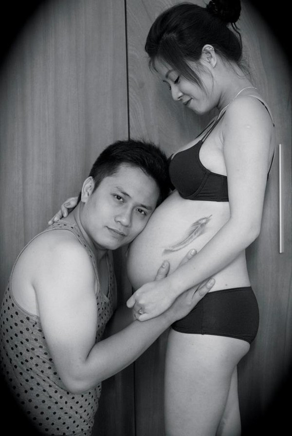 Sao nữ Việt khoe bụng bầu vượt mặt