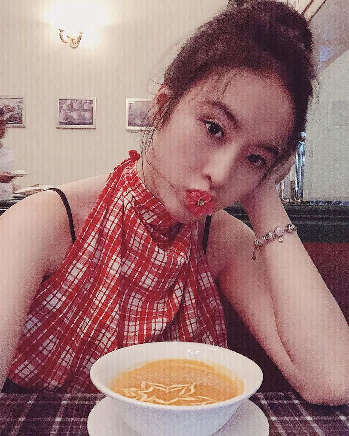 bestie nhung tham hoa tham my viet lay lai duoc nhan sac xinh dep