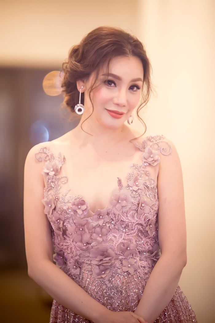 bestie nhung tham hoa tham my viet lay lai duoc nhan sac xinh dep