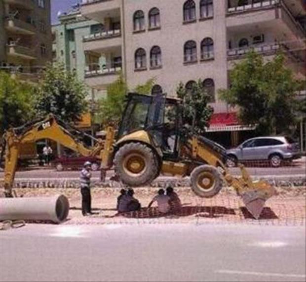 Cười banh nóc trước loạt ảnh đàn ông liều mạng