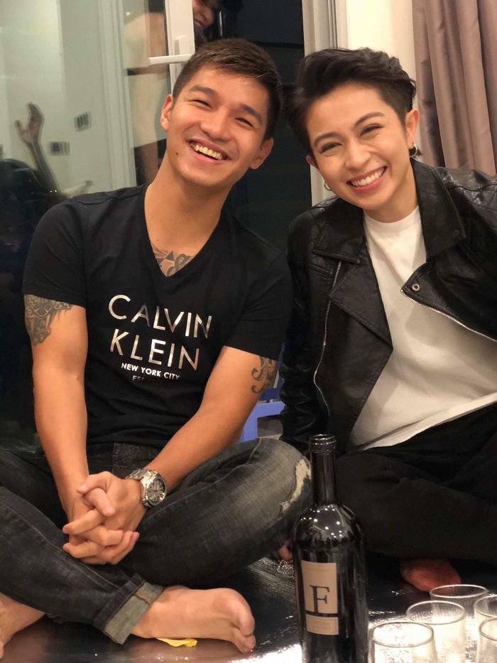 Thái độ của hội người yêu cũ showbiz Việt khi chạm mặt nhau