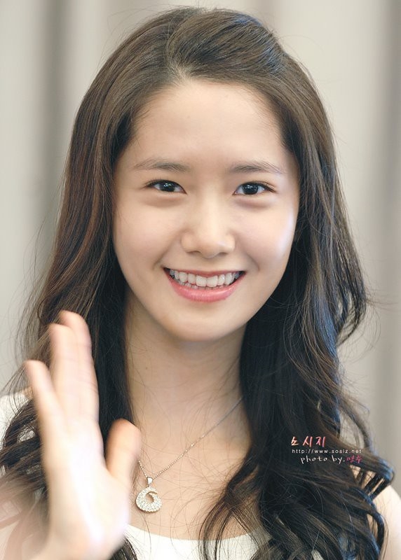 Yoona và hành trình 11 năm: Từ nghi vấn dao kéo đến danh hiệu nữ thần