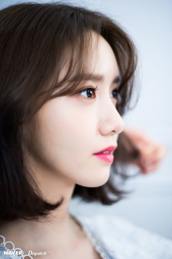 Yoona và hành trình 11 năm: Từ nghi vấn dao kéo đến danh hiệu nữ thần