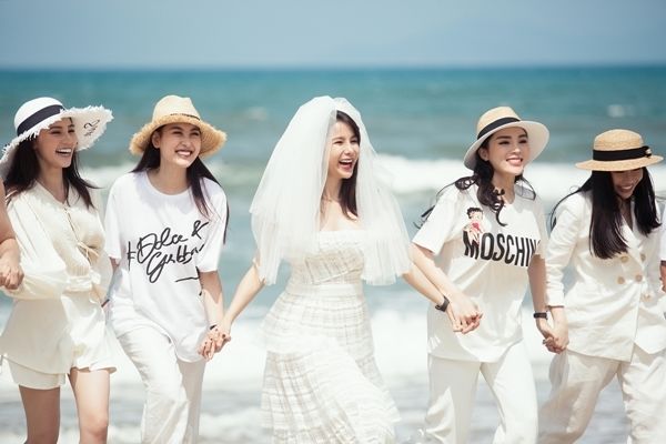 bestie hoi ban than showbiz Viet 16