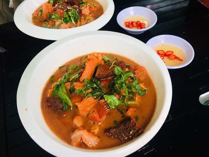 6 món ăn vặt chưa tới 20 nghìn ở Sài Gòn